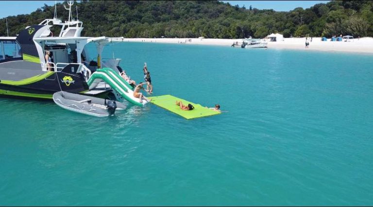 Crocpad Pontoon slide for boats and yachts